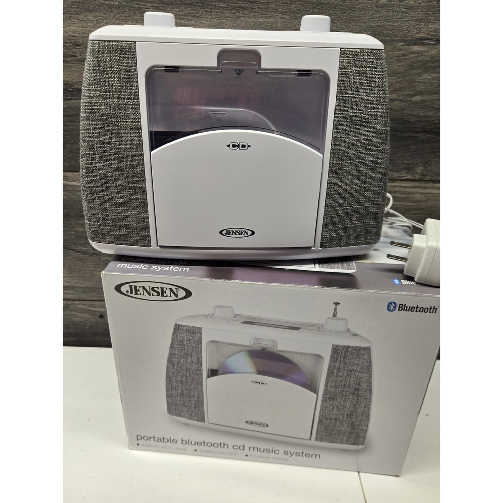 Jensen CD-560 Portable Bluetooth CD Music System FM Radio White Grey Boombox